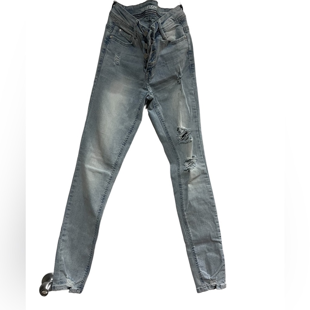 Wallflower Jeans/ Fashion skinny/ light wash denim/ holes m/ multi buttons